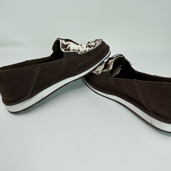 Ariat Womens Cruiser Brown/White Cow Logo Print Sizent Leather Size 7 NWT - Picture 6 of 9
